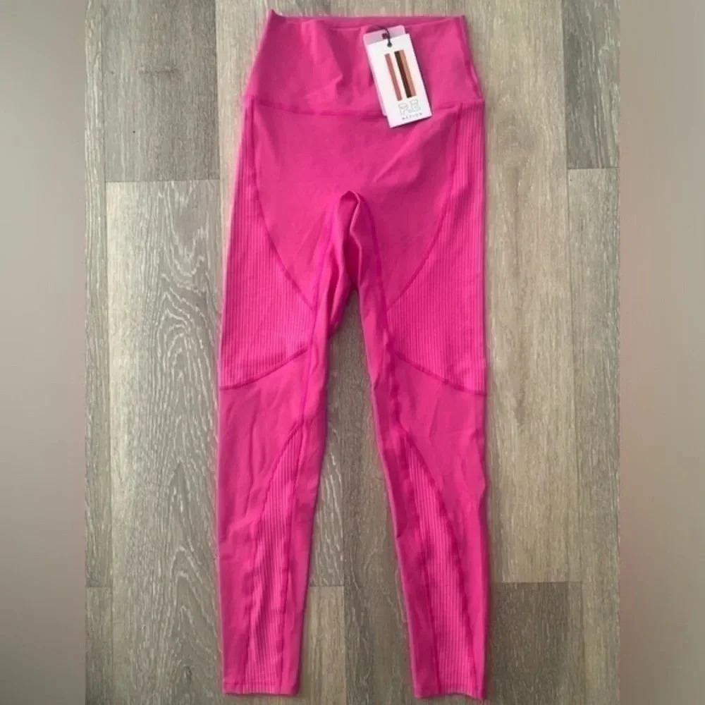P.E Nation Free Play Leggings NWT‎ size small